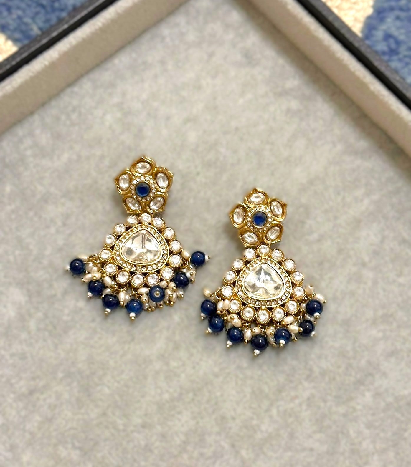 Small Kundan Earrings