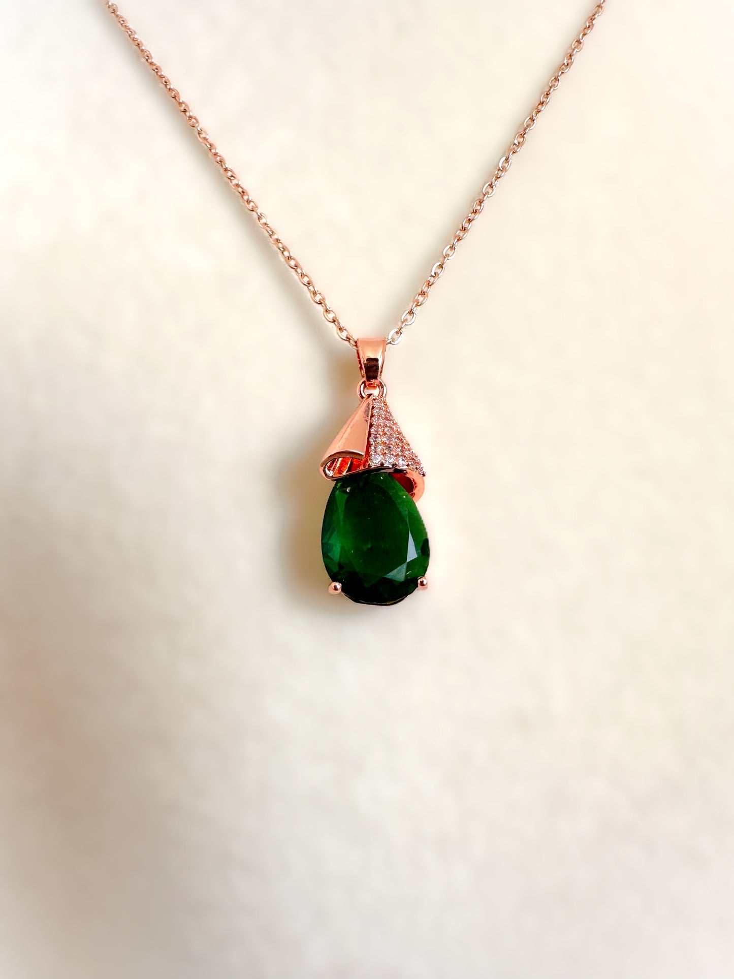 Rosegold Stainless Emerald Stone Pendant Necklace