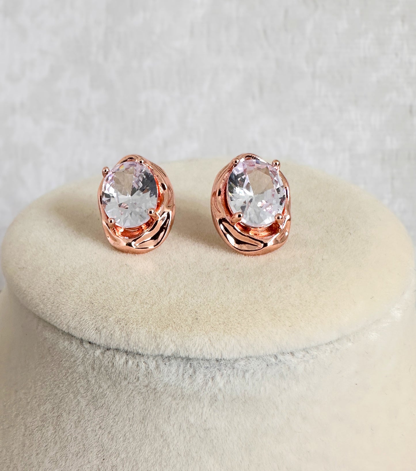Rose Gold Stainless Steel Oval Stone Pendant Set