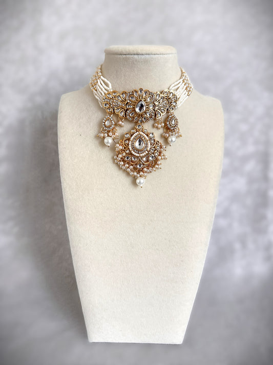 Moisaanite Kundan Choker Set- Gold