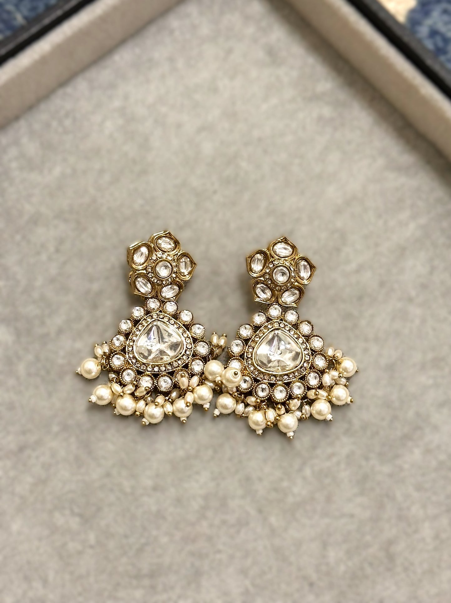 Small Kundan Earrings