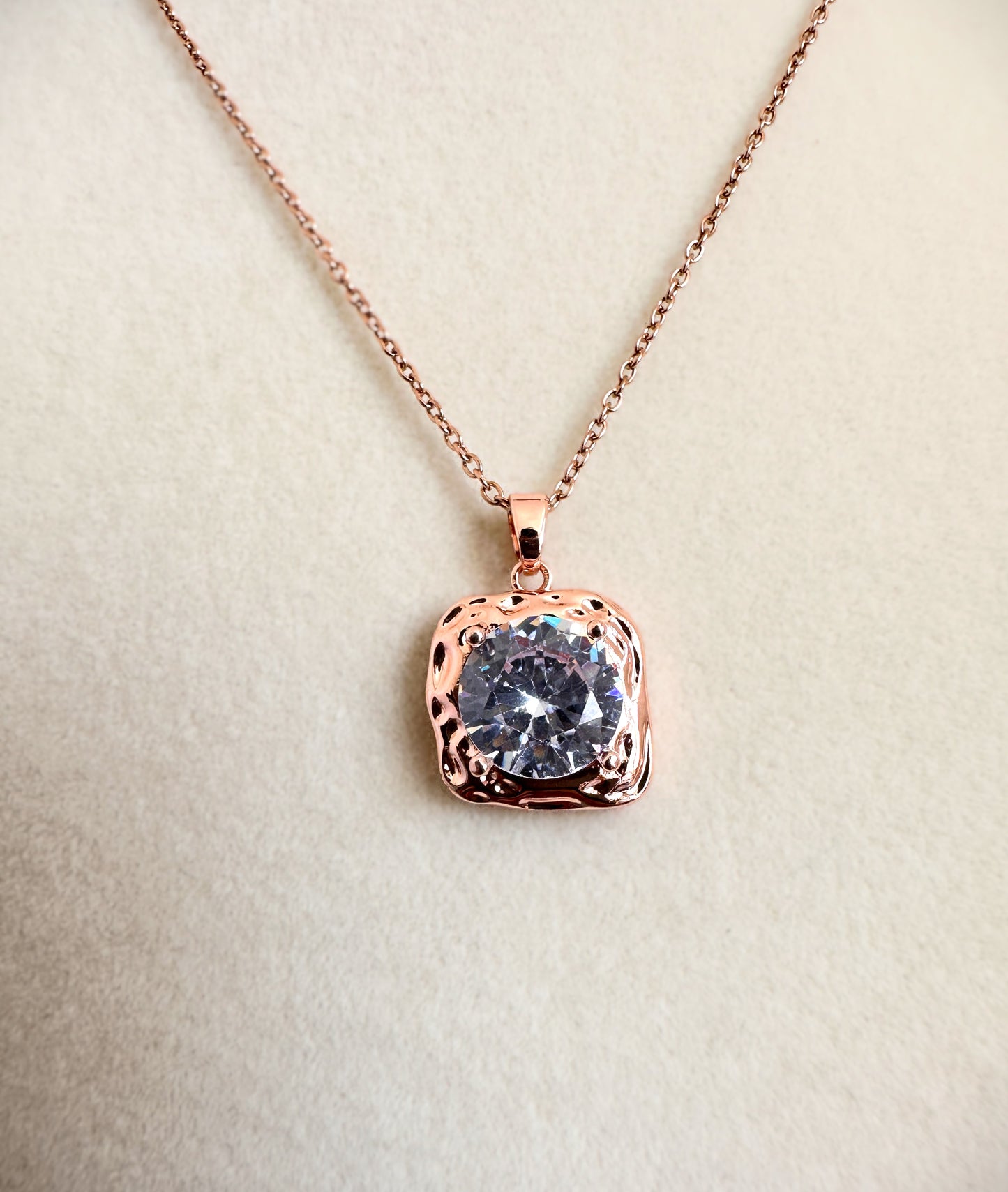 Rose Gold Stainless Steel Round Stone Pendant Set